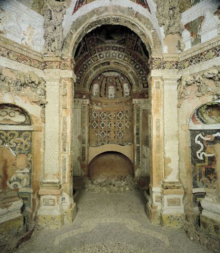 Lower class, north apse